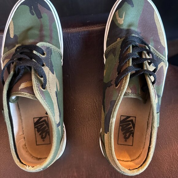 OLD SKOOL CAMO VANS (Men's Size 8/Women's 9.5) - Picture 7 of 7